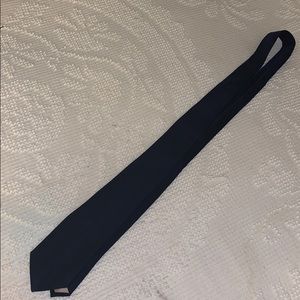 Like new Navy Tie